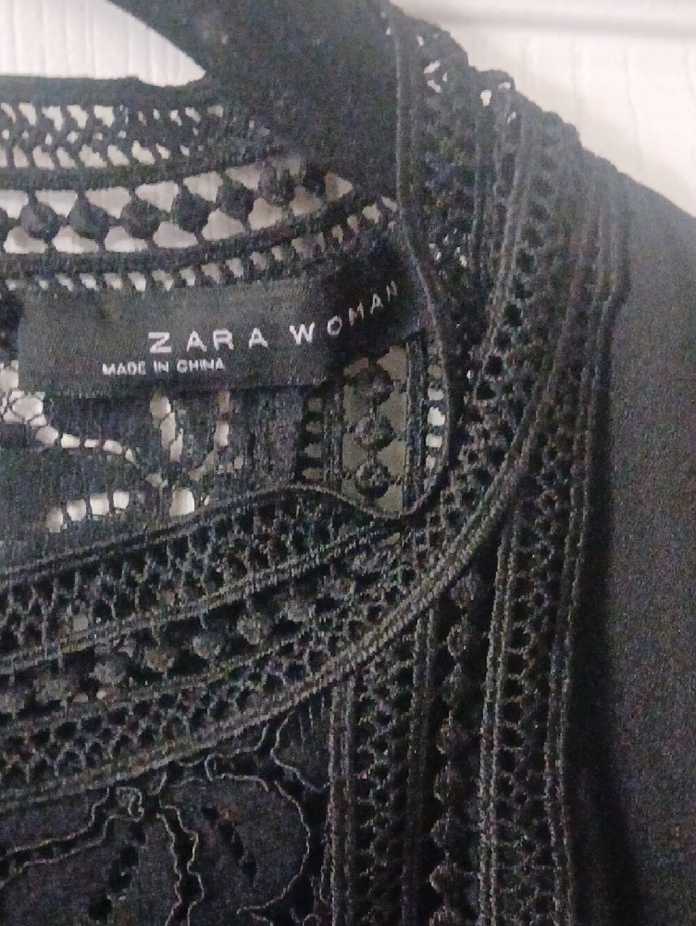 Zara Black Lace Peplum Blouse with Crochet Trim - Picture 2 of 3